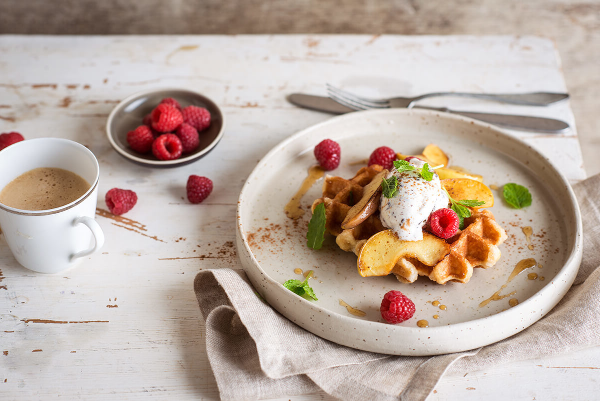 Oakrun Farm Bakery Ancaster (English Muffins, Crumpets, Waffles, Cakes)